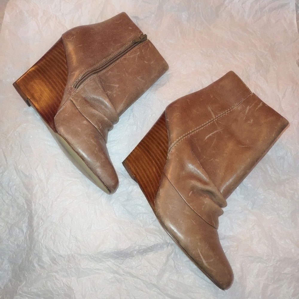 Report Wedges
